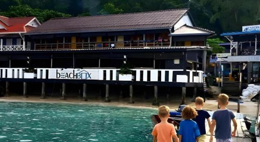 บีชบ็อกซ์ เปอร์เฮนเตียน Hotel Kampong Pasir Hantu ภายนอก รูปภาพ