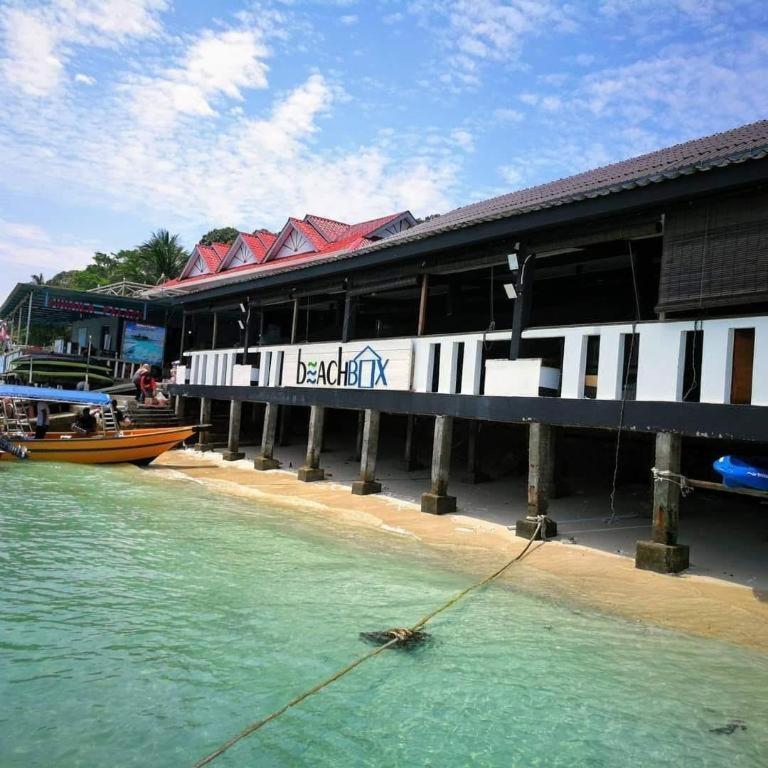 บีชบ็อกซ์ เปอร์เฮนเตียน Hotel Kampong Pasir Hantu ภายนอก รูปภาพ